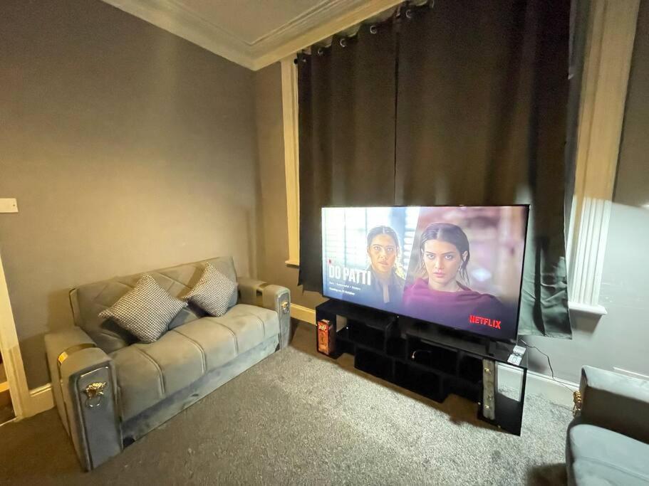 30 Percent Off Weekly Stays - 6 Bedroom House - 11 Beds Blackpool Kültér fotó