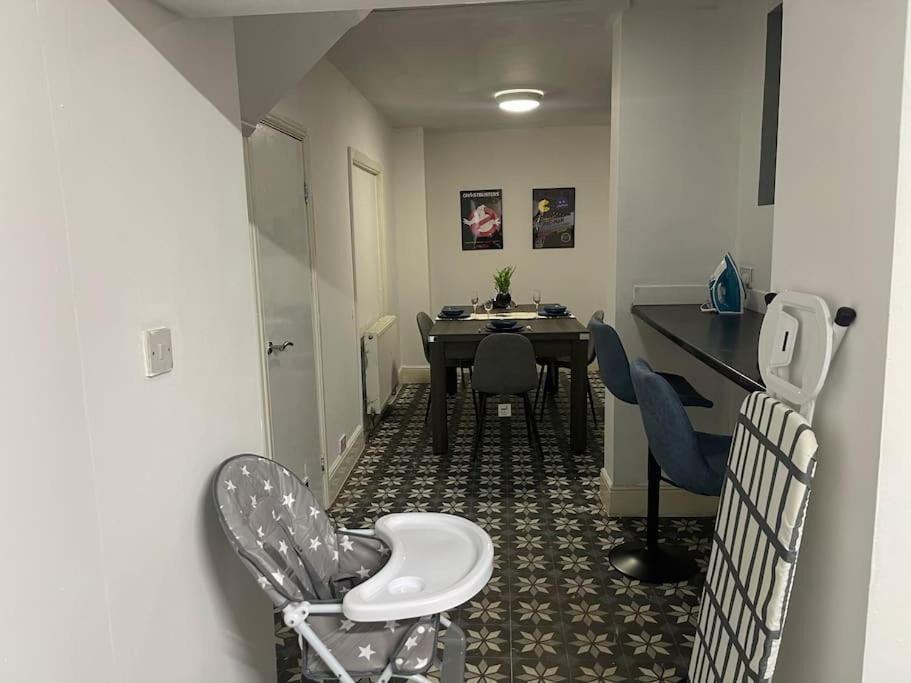 30 Percent Off Weekly Stays - 6 Bedroom House - 11 Beds Blackpool Kültér fotó