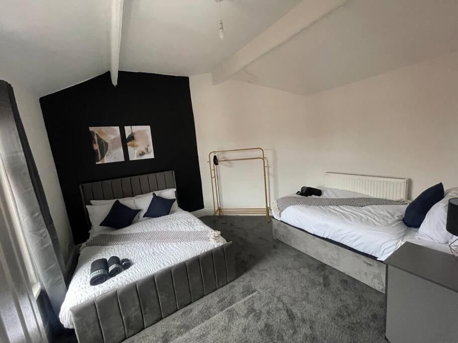 30 Percent Off Weekly Stays - 6 Bedroom House - 11 Beds Blackpool Kültér fotó