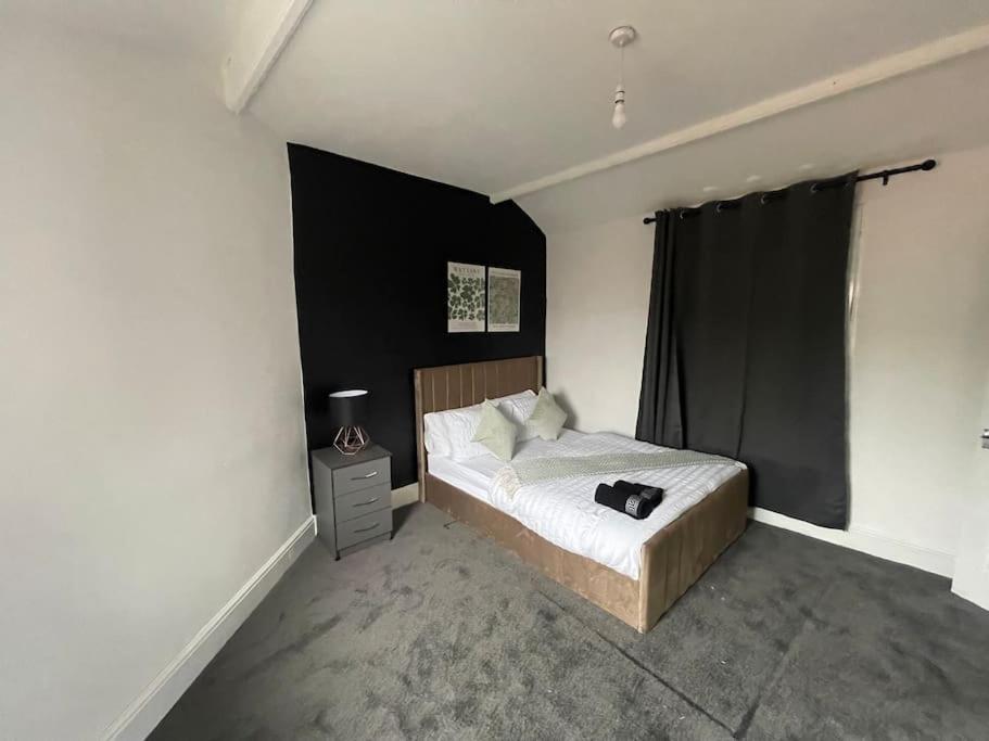 30 Percent Off Weekly Stays - 6 Bedroom House - 11 Beds Blackpool Kültér fotó